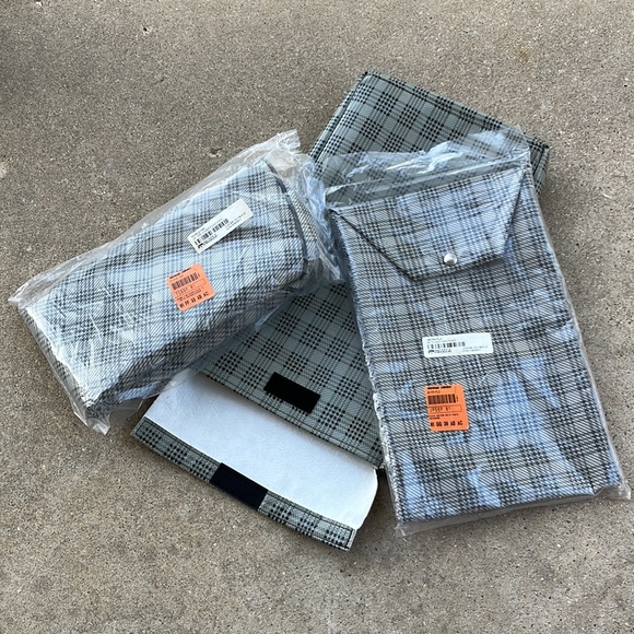 1964-1973 FORD MUSTANG 14" VINYL TIRE COVER & JACK BAG SET PLAID - SCOTT DRAKE - Picture 2 of 6